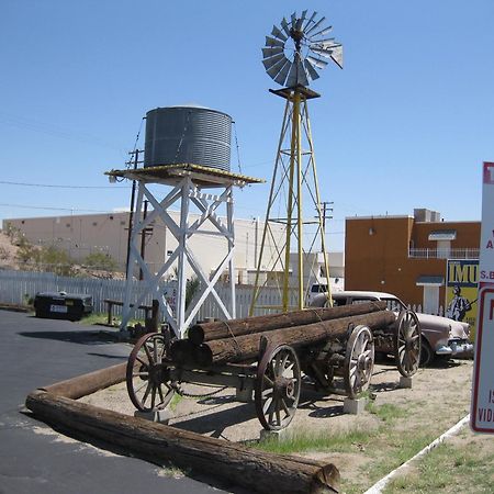 Route 66 Motel Barstow Dış mekan fotoğraf